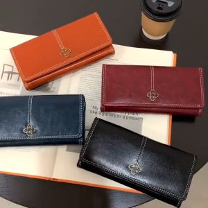 European and American Retro Fashion: Long Wax Leather Wallet Card Bag Coin Purse