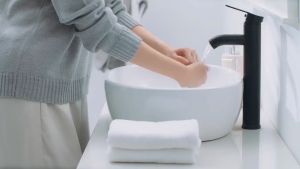 Máy sấy tóc kèm sấy tay tự động thông minh iOn âm XIAOMI Deerma DEM-GS100