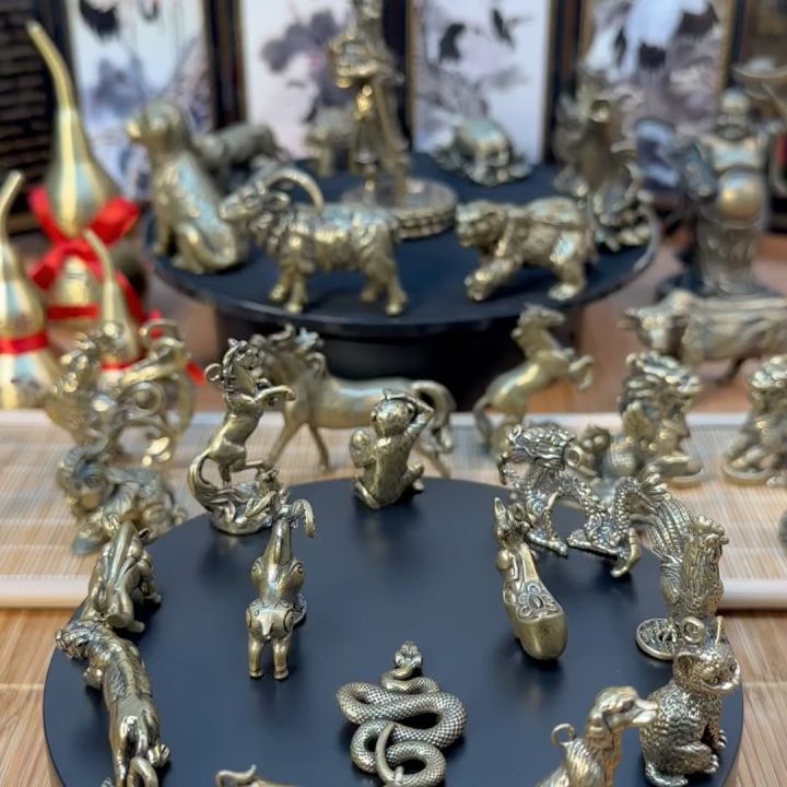 Tượng Nhỏ Phong Thủy Bằng Đồng Kiểu Dáng Hình 12 Con Giáp Trưng Bày ...