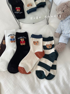 Hello Sunday ถุงเท้าผ้าฝ้ายกลางสําหรับผู้หญิง ดีไซน์หมีน่ารัก ดูดซับความชื้น เหมาะสําหรับฤดูใบไม้ร่วง สูงถึงเข่า ความหนาปกติ