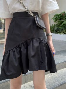 High Waist Asymmetrical Black A-Line Mini Skirt with Lace Trim Commute Korean Style Polyester Fiber Slimming Fish Tail Skirt