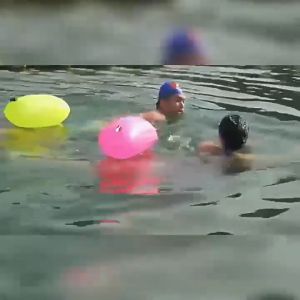 Inflatable Swimming Buoy for open water with Adjustable waistband Swimming accessories Orange Airbag Floaters for swimming adult