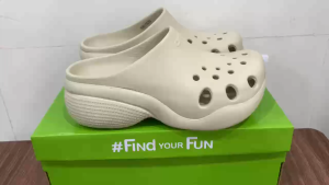 Giày dép crocs - dép sục nhựa crocs Aura clog cho nữ chống thấm nước chống trơn trượt chống hôi chân hàng nhà máy xuất xịn đầy đủ hộp hoặc túi crocs