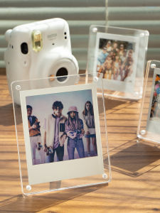 JUCE | Instant Film Frame with Photo Paper Storage itype/600/SX70