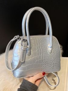 กระเป๋าถือเปิดหน้าด้านล่างแบบเปิดด้านหน้าสไตล์อังกฤษ กระเป๋าสะพายไหล่แบบลำลองสำหรับผู้หญิง กระเป๋าคาดข้างลายมุก