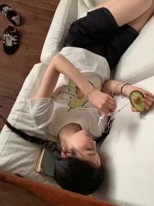 Mixd | Áo Thun Tay Ngắn Cổ Tròn In Hình Bơ Ôm Sát Mùa Hè Màu Trắng
