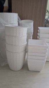 (Nhiều Mẫu) Size Vừa - Chậu Để Bàn Trồng Hoa Nhựa Dày Đẹp Màu Trắng