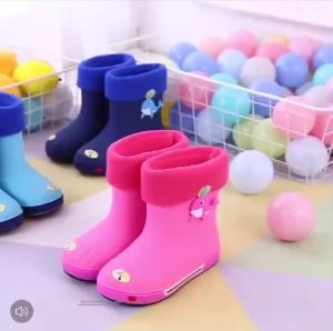 Ủng Đi Mưa Bé Trai Bé Gái Lót Lông Giữ Ấm Cao Su Chống Nước Chống Trượt Hoạt Hình Ngộ Nghĩnh 1–4tuổi