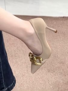 ฤดูใบไม้ร่วง ฤดูหนาว รองเท้าส้นสูง ผู้หญิง ส้นบาง ดีไซน์ Sensation ชั้นสูง Lady Metal Buckle Pointed Toe French สีนู้ด รองเท้าเดี่ยว