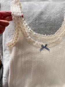 Áo Ba Lỗ Ren Cổ Chữ U Thắt Nút Bướm Mùa Hè Cho Nữ Áo Lót Ren Ngọt Ngào Áo Vest Bên Trong Áo Vest Ngắn Áo Vest Thường