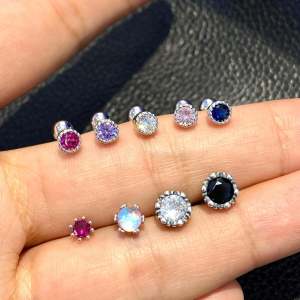 925 Sterling Silver Screw Back Earrings Set with Round Zirconia Stones and Clear Cubic Zirconia for Women Fashionable Jewelry