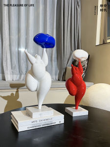 Modern Luxury Creative Cloud Holding Doll Desktop Decorations Childrens Room Living Room Soft Home Decoration Accessories