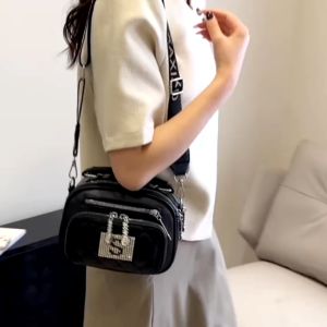 TAS SELEMPANG WANITA IMPORT / TAS SELEMPANG DAN BAHU WANITA / TAS SELEMPANG WANITA FASHION  TAS FASHION IMPORT WANITA / TAS SELEMPANG MODEL TERBARU DAN KEKINIAN