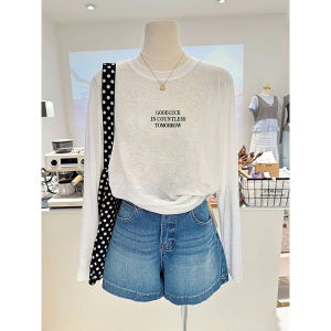 Alphabetic Print Loose-Fitting Slim T-Shirt Blouse