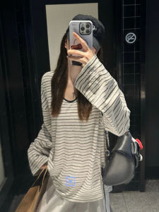 YUEZHONGWEI | Retro American Color Block Ice Silk Long Sleeve T-Shirt Womens Summer Thin Loose Air Conditioned Top U Neck Regular Fit