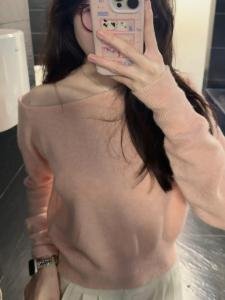 HUOLISI | One-Shoulder Asymmetric Sweater