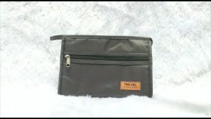 Tas Kosmetik Polos Wanita: Pouch Make Up Waterproof & Travel Organizer