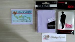 Ultra Pro Solid Matte Gloss Standard Deck Protectors 50 Sleeves Pokemon Magic TCG KPOP Ungu Lilac Hitam Putih Warna Warni colored Back Pokemon TCG MTG 2R Foto Polaroid