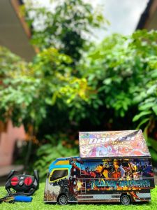 MAINAN MINIATUR TRUK REMOTE CONTROL FULL LAMPU TERPAL HADIAH ULANG TAHUN ANAK