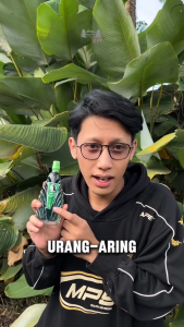 Minyak Rambut Seger Snow Urang Aring 50ml | Ekstrak Alami Penyubur Rambut Tradisional Jawa