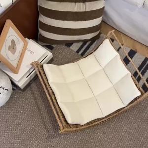 WURENDAO | Breathable Bamboo Rattan Rocking Semi-Enclosed Cat Bed