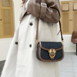 TAS SELEMPANG WANITA & TAS PESTA KONDANGAN: DESAIN ELEGAN & KUALITAS TINGGI