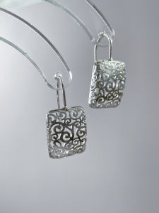 Silver Plated Metal Hollow out Square Earrings Traditional Chinese Style Qipao Design Fashionable Retro Womens Jewelry