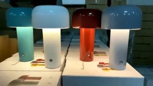 Mushroom Table Lamp Portable Wireless Charging Touch Table Lamp Simple Desktop Decoration Bedroom Night Light USB Charging Untuk Atas Bar Restoran