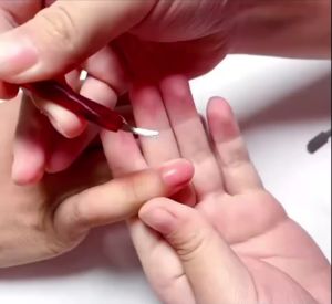 ที่แซะหนัง พร้อมทําเล็บมือ-เท้าได้