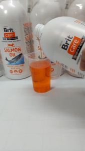 DẦU CÁ HỒI DƯỠNG LÔNG VÀ TĂNG ĐỀ KHÁNG CHO CHÓ MÈO NHẬP ĐỨC