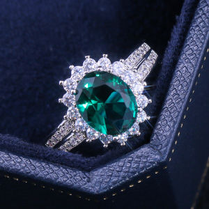 Huitan Romantic Plant Series Wedding Rings: Luxury Flower Shaped Vintage Euro Style Engagement Ring With Bright Green Stone