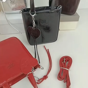 [BISA COD] 3074 Tas Beh Free Paper Bag + Tag Label Tas Selempang Wanita Fashion Terbaru & Cantik