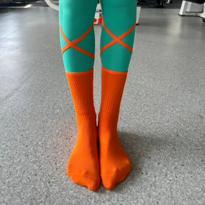 Anti-slip Yoga Pilates Training Socks Mid-calf Separated Toes Socks
