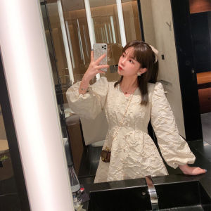 Elegant Sweet French Style Dress Womens Autumn V-neck Bubble Sleeve A-line Waist-cinching Hepburn White Dress