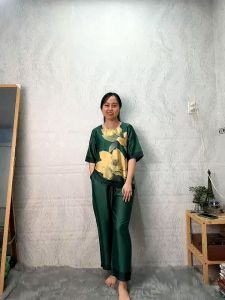 T8 Đồ bộ mặc nhà trung niên lụa Latin tay lở quần ống suông dài 9 tấc đồ mặc nhà trung niên size lớn từ 50 - 75 kg