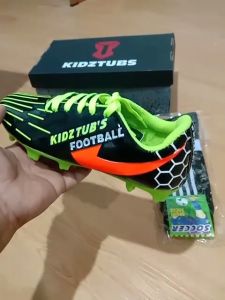 KIDZTUBS Sepatu Sepak Bola Anak Laki Laki Size 28 29 30 31 32 33 34 35 36 37 KDZ1100121124