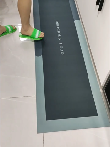 พรมกันลื่น พรมดูดซับ พรมปูพื้นห้องครัว พรมห้องน้ำที่ทำจากวัสดุไดอะตอม ป้องกันการลื่นไถลและการดูดซึมน้ำได้ดี