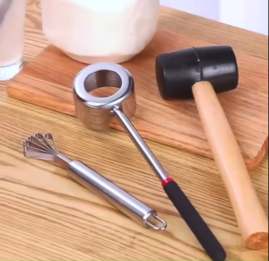 ที่เจาะมะพร้าว ที่เจาะมะพร้าวสแตนเลสพร้อมค้อน ที่เปิดมะพร้าวพร้อมค้อนทุบ coconut opener อุปกรณ์เจาะมะพร้าว