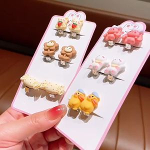 ต่างหูหนีบเด็ก ต่างหูลายการ์ตูน เซ็ต 3 คู่ ลายน่ารักๆ ต่างหูลายเจ้าหญิง เครื่องประดับเด็ก ตุ้มหูเด็ก