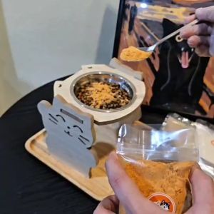 ผงตับหมูป่น ทำจากตับหมูแท้ๆ 100% แก้เบื่ออาหาร เพิ่มความอยากอาหาร สำหรับโรยอาหารเม็ด โรยอาหารหมา อาหารแมว, โรยบาร์ฟ (BARF) อาหารเสริมสุนัข-แมว