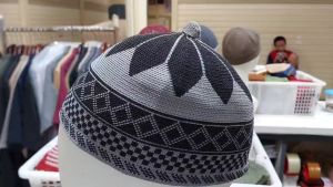 Kopiah Peci Rajut Yaman Motif Rumin Terbaru Ukuran Dewasa Bahan Premium Untuk Perlengkapan Shalat Belvania