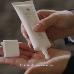 Crystal Tomato® Advanced UV Shield Duo | Lightweight Hydrating Sunscreen 50ml x 2 | UV Blue Light & Skin Barrier Protection | SPF 79+ PA++++
