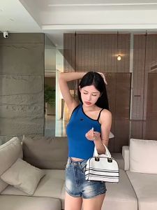 Kaos Singlet Slim Fit Sporty Chest Pad Crop Tank Top Wanita Urban Korea Teens Fashion JKS12