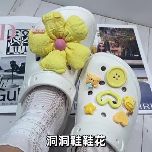 Cute DIY Shoe Buckles for Clogs Accessories