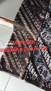 Sarung Anak Motif Gus Iqdam & Sarung Batik Terbaru\\n\\n Apa itu Sarung Anak Motif Gus Iqdam\\n\\nSarung anak motif Gus Iqdam adalah pakaian tradisional yang populer di kalangan anak-anak. Motif Gus Iqdam sendiri terinspirasi dari tokoh ulama yang bernama Gus Iqdam, yang dikenal sebagai tokoh yang berdedikasi dalam bidang pendidikan dan dakwah.\\n\\n Mengenal Motif Gus Iqdam\\n\\nMotif Gus Iqdam biasanya memiliki karakteristik seperti warna-warna cerah, pola-pola yang menarik, dan detail-detail yang unik. Motif ini seringkali menggabungkan elemen-elemen seperti bunga, binatang, dan gambar-gambar lainnya yang dapat menarik perhatian anak-anak.\\n\\n Jenis-jenis Sarung Anak Motif Gus Iqdam\\n\\nAda beberapa jenis sarung anak motif Gus Iqdam yang tersedia di pasaran, antara lain:\\n\\n- Sarung anak motif Gus Iqdam polos\\n- Sarung anak motif Gus Iqdam dengan detail bordir\\n- Sarung anak motif Gus Iqdam dengan detail sablon\\n\\n Keunggulan Sarung Anak Motif Gus Iqdam\\n\\nBeberapa keunggulan sarung anak motif Gus Iqdam adalah:\\n\\n- Desain yang menarik dan unik\\n- Bahan yang nyaman dan aman bagi kulit anak-anak\\n- Kualitas produksi yang baik\\n- Harga yang terjangkau\\n\\n Sarung Batik Terbaru\\n\\nSarung batik adalah pakaian tradisional yang terbuat dari kain batik. Batik sendiri adalah teknik pewarnaan kain yang berasal dari Indonesia dan telah diakui oleh UNESCO sebagai warisan budaya lisan dan nonbendawi.\\n\\n Macam-Macam Sarung Batik\\n\\nAda beberapa jenis sarung batik yang tersedia di pasaran, antara lain:\\n\\n- Sarung batik tradisional\\n- Sarung batik modern\\n- Sarung batik kombinasi\\n\\n Kelebihan Sarung Batik\\n\\nBeberapa kelebihan sarung batik adalah:\\n\\n- Desain yang unik dan beragam\\n- Bahan yang berkualitas dan awet\\n- Nilai budaya yang tinggi\\n- Harga yang bervariasi\\n\\n Cara Merawat Sarung Batik\\n\\nAgar sarung batik tetap awet dan tampilannya tetap cantik, berikut adalah beberapa tips merawat sarung batik:\\n\\n- Jangan mencuci sarung batik dengan mesin cuci\\n- Gunakan deterjen yang sesuai dengan jenis kain batik\\n- Jangan merendam sarung batik terlalu lama\\n- Jemur sarung batik di tempat yang teduh dan tidak langsung terkena sinar matahari\\n\\n Sarung Murah Berkualitas\\n\\nSarung murah berkualitas adalah pilihan yang tepat bagi mereka yang ingin memiliki sarung dengan harga terjangkau namun tetap berkualitas.\\n\\n Sarung Katun Murah\\n\\nSarung katun murah adalah pilihan yang tepat bagi mereka yang mencari sarung dengan harga terjangkau namun tetap nyaman digunakan. Beberapa kelebihan sarung katun murah adalah:\\n\\n- Harga yang terjangkau\\n- Bahan yang nyaman dan aman bagi kulit\\n- Kualitas produksi yang baik\\n\\n Sarung Santri & Seragam\\n\\nSarung santri dan seragam adalah pakaian wajib yang harus dikenakan oleh santri di pondok pesantren. Beberapa kelebihan sarung santri dan seragam adalah:\\n\\n- Desain yang sederhana dan sopan\\n- Bahan yang nyaman dan aman bagi kulit\\n- Kualitas produksi yang baik\\n\\n Tips Memilih Sarung Murah Berkualitas\\n\\nAgar mendapatkan sarung murah berkualitas, berikut adalah beberapa tips memilih sarung murah berkualitas:\\n\\n- Perhatikan bahan kain yang digunakan\\n- Cek kualitas produksi\\n- Bandingkan harga dengan kualitas\\n- Baca ulasan pelanggan sebelum membeli\n}
