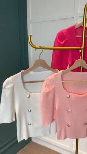 BL20640 Six Buttons Puff Sleeve Knit Top