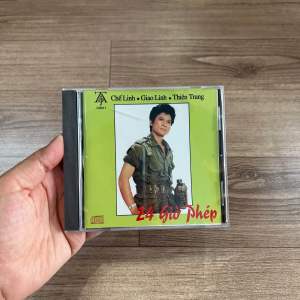 Đĩa CD 24 giờ phép (Chế Linh - Giao Linh - Thiên Trang - Bá Tước)