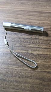 Mainan Kucing Laser Pointer Kucing Laser Lampu Senter Cat Toys Pengisian USB