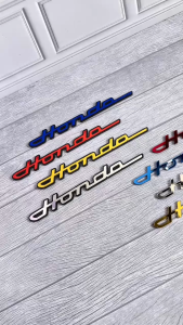 EMBLEM HONDA LATIN AKRILIK 3D SET SEPASANG ( 2 pcs ) KANAN KIRI STICKER KACA TEMPEL LOGO UNTUK MOTOR HONDA BEAT BEAT FI DELUXE BEAT ESP BEAT POP BEAT STREET BEAT PCX ADV VARIO 110 125 150 160 SCOOPY STICKER AKRILIK ACRYLIC GRADE A TEBAL DECAL LOGO BODY HO