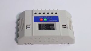PWM solar charger controller12v24v 4USB โซล่าชาร์จเจอร์ PWM 30A ชาร์จแผงโซล่าเซลล์ โซล่าชาร์เจอร์ โซล่าคอนโทรลเลอร์